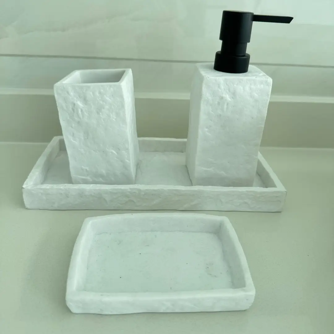 BUNGUIS SET BLANCO JABONERA+DISPENSER+VASO PORTA CEPILLOS+BANDEJA 