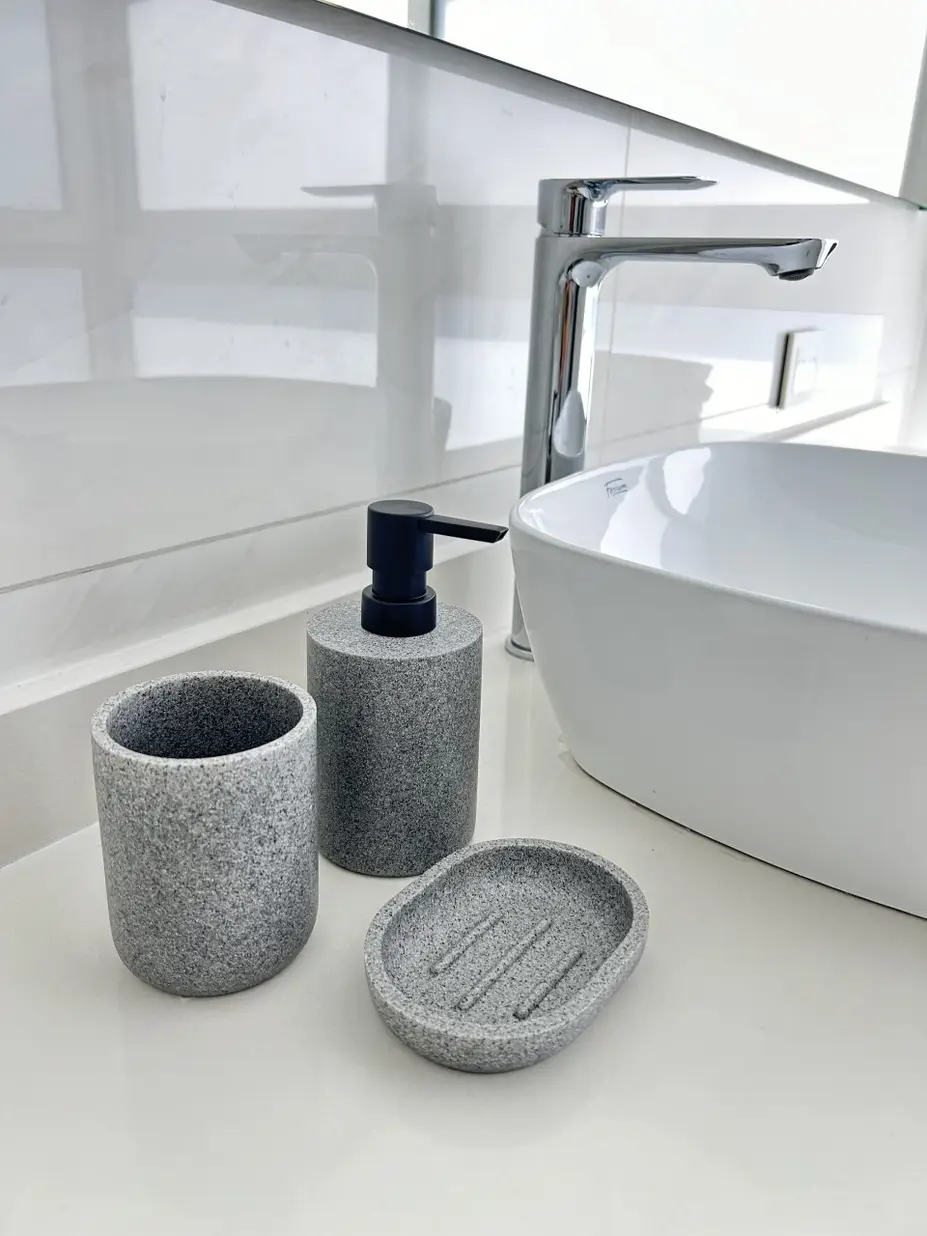 BUNGUIS SET JABONERA+DISPENSER+VASO PORTA CEPILLOS GRIS