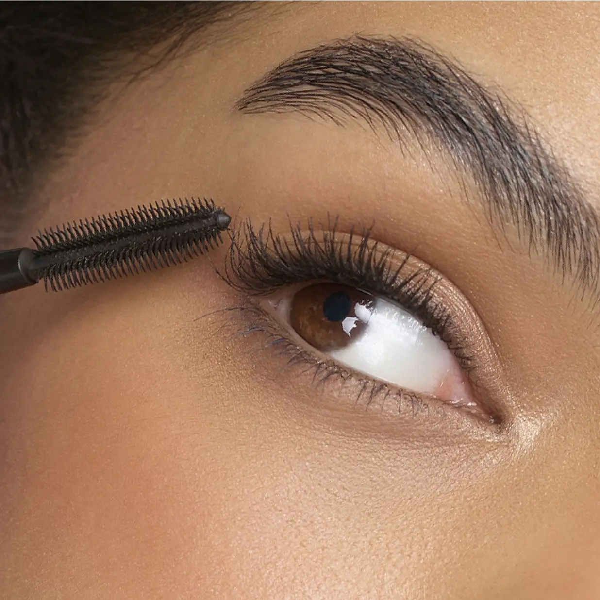 VOGUE MASCARA DE PESTAÑAS BOOMBASTIC 